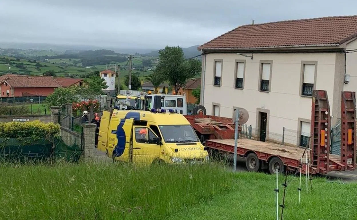 Fallece Un Hombre Al Ser Atropellado Por Un Camión Ante Su Casa En Corvera El Comercio Diario 2058